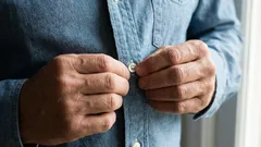 Warum sind die Knöpfe an der Kleidung von Männern und Frauen unterschiedlich angeordnet: die erstaunliche Geschichte einer Gewohnheit